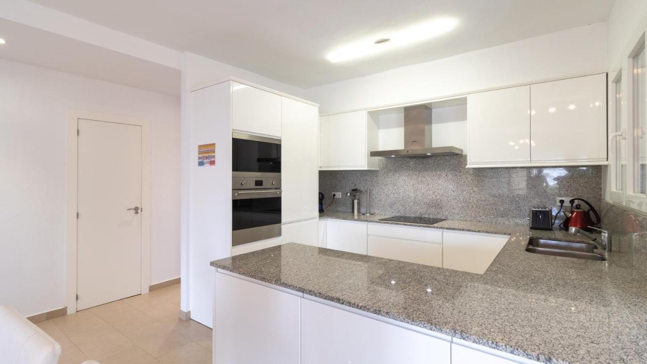 Modern 2 Bedroom Apartment 100 M From The Beach Jávea Eksteriør billede