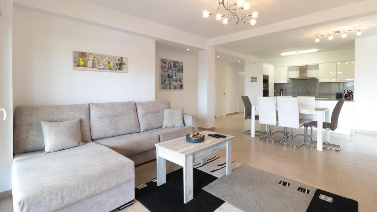Modern 2 Bedroom Apartment 100 M From The Beach Jávea Eksteriør billede
