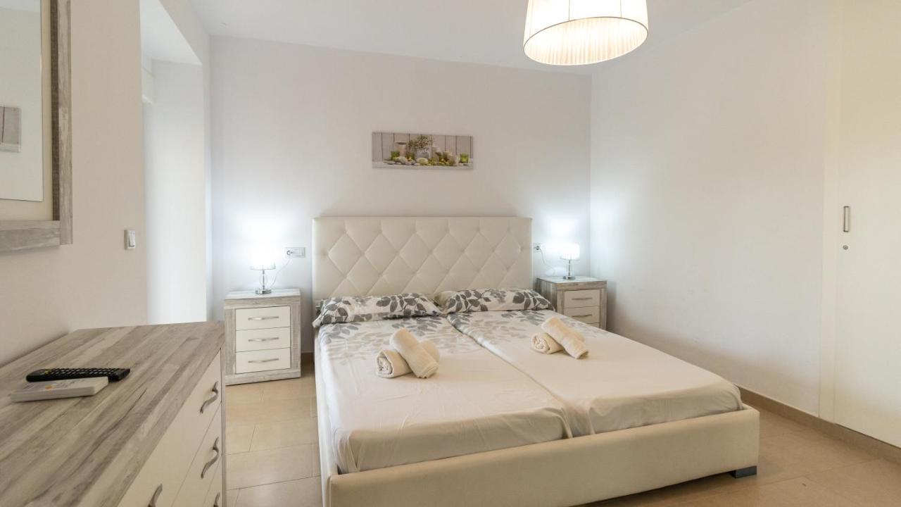 Modern 2 Bedroom Apartment 100 M From The Beach Jávea Eksteriør billede